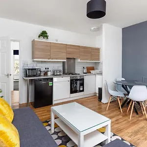 Flatzy - Stylish Abode On Doorstep Of Sefton Park *10 Minutes To Centre* Liverpool
